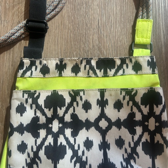 Kavu crossbody purse - Picture 4 of 5